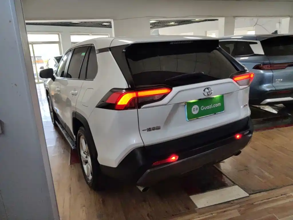 Toyota RAV4 2023