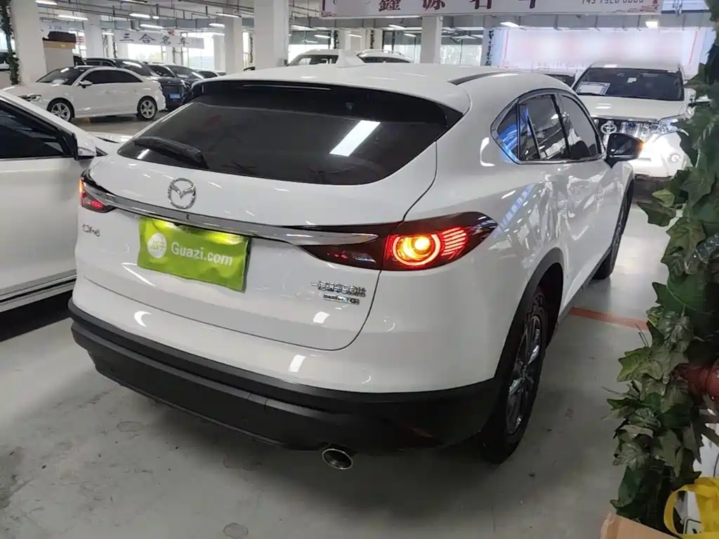 Mazda CX-4 2023