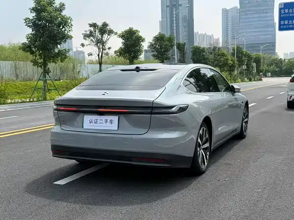 NIO ET7 2022