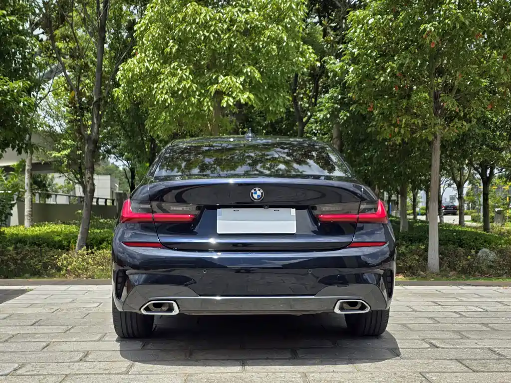 BMW 3 Series 2022