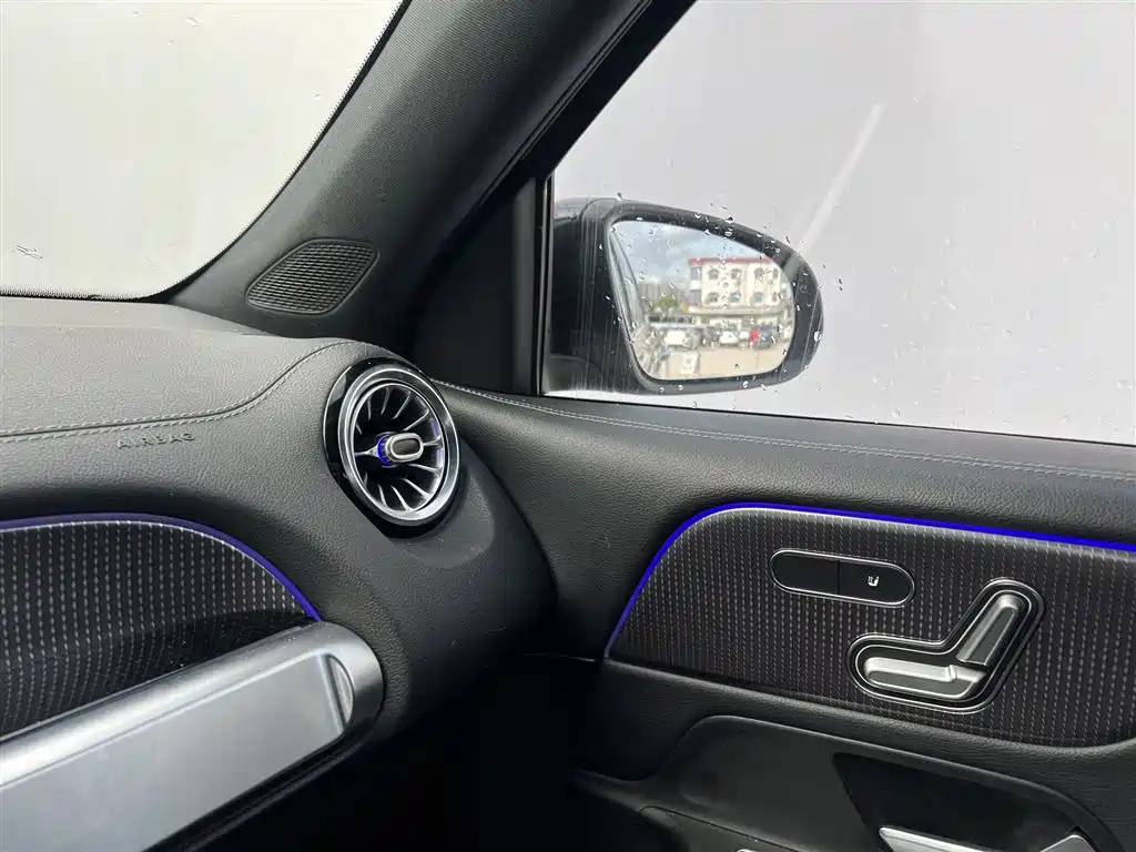 Mercedes-Benz GLB 2021 — фото 12