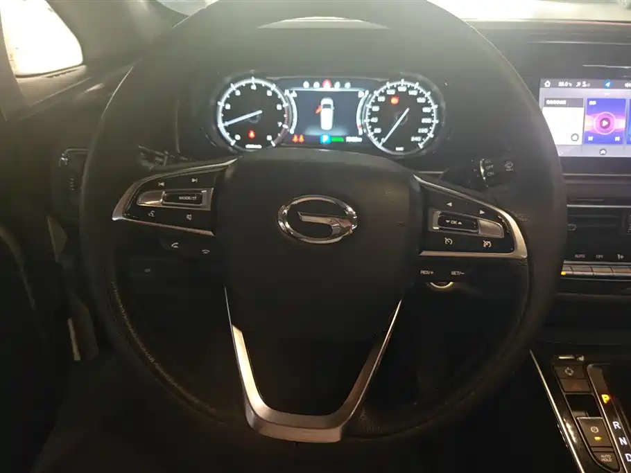GAC Motor Trumpchi M6 2019 — фото 15