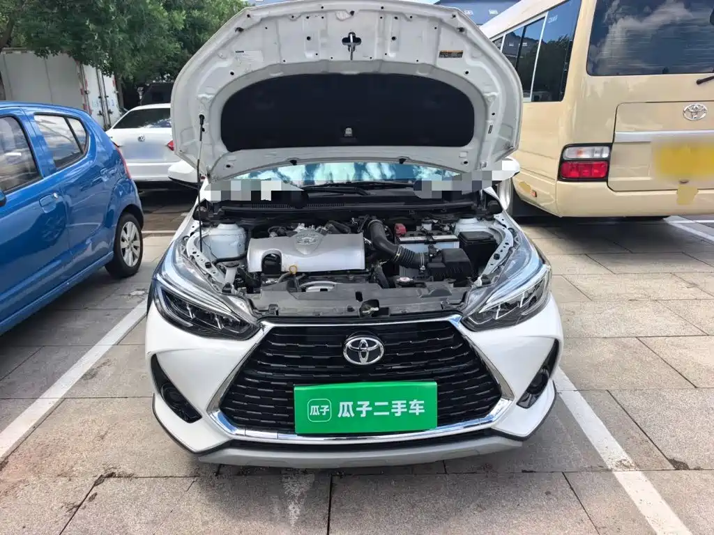 Toyota Yaris L 2021 — фото 17
