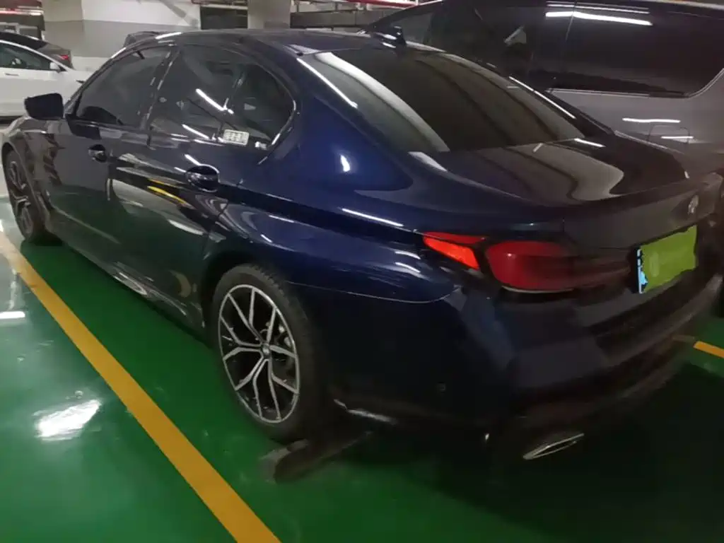 BMW 5 Series 2023