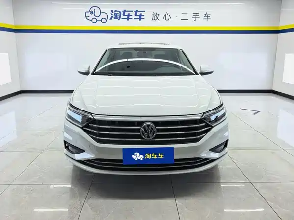 Volkswagen Sagitar 2021