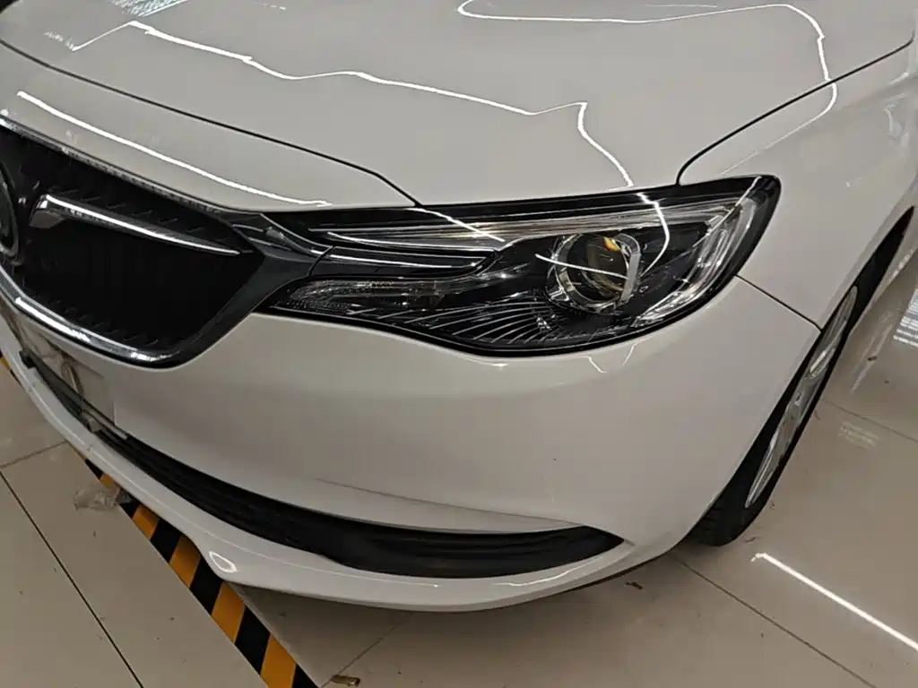 Buick Excelle 2018 — фото 18