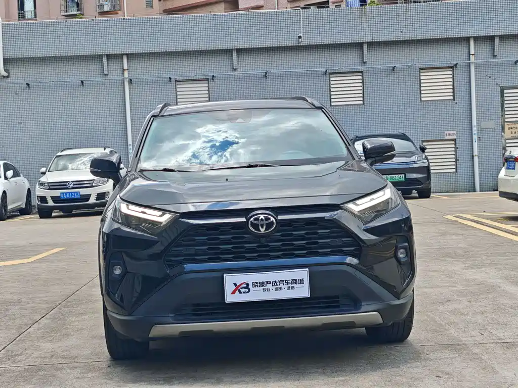 Toyota RAV4 2024
