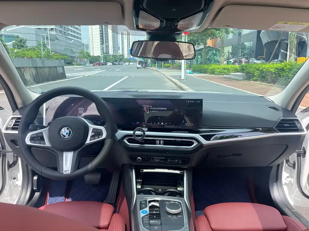 BMW i3 2024 — фото 10