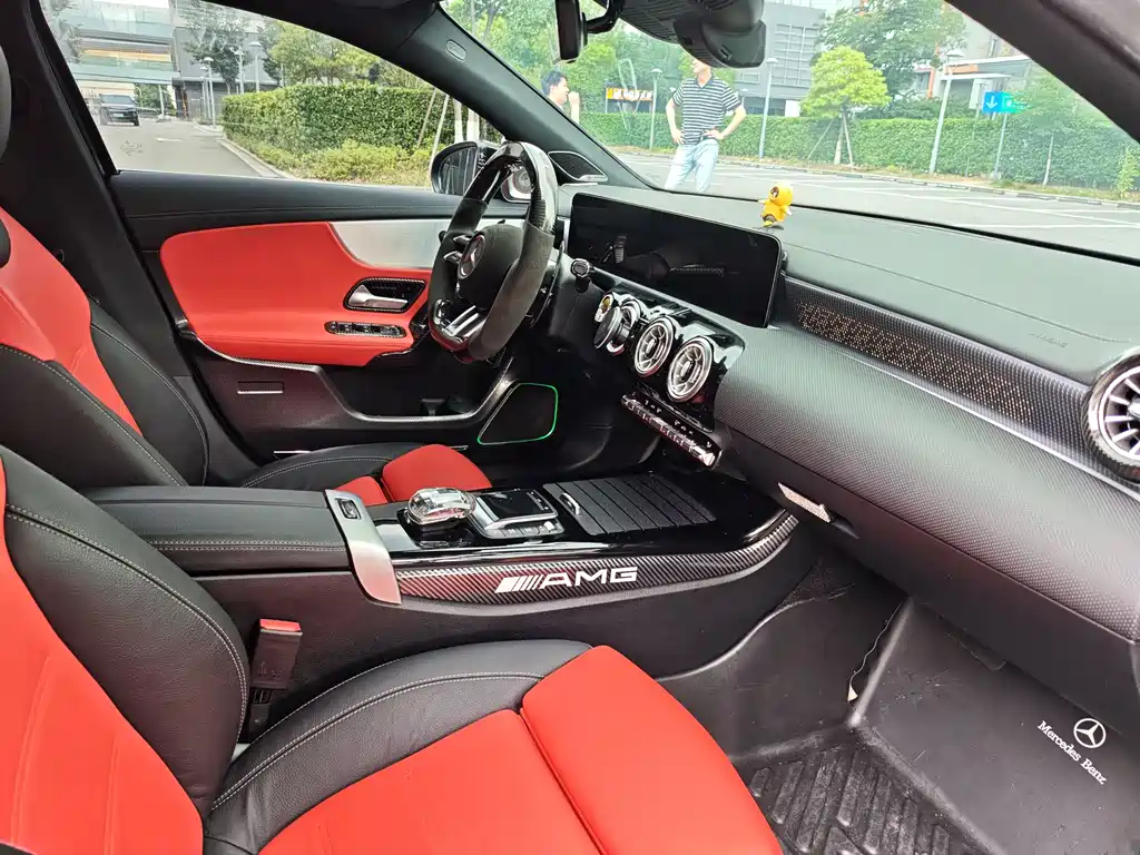 Mercedes-Benz A-Class AMG 2023 — фото 17