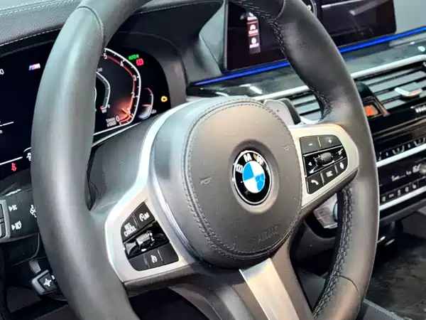 BMW 5 Series 2020