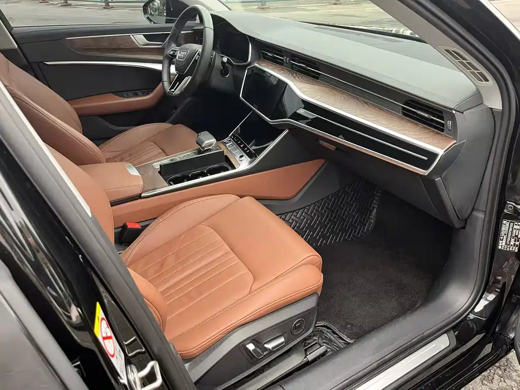 Audi A6L 2023 — фото 4