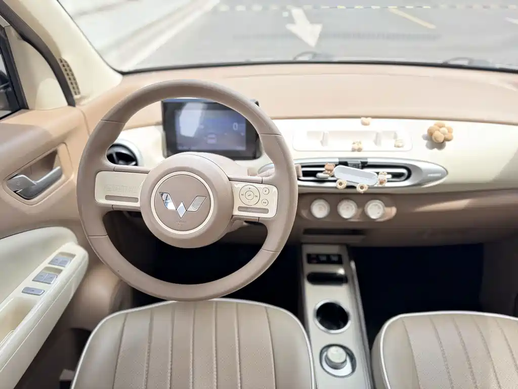 Wuling Hongguang MINIEV 2025
