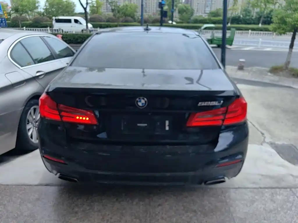 BMW 5 Series 2019