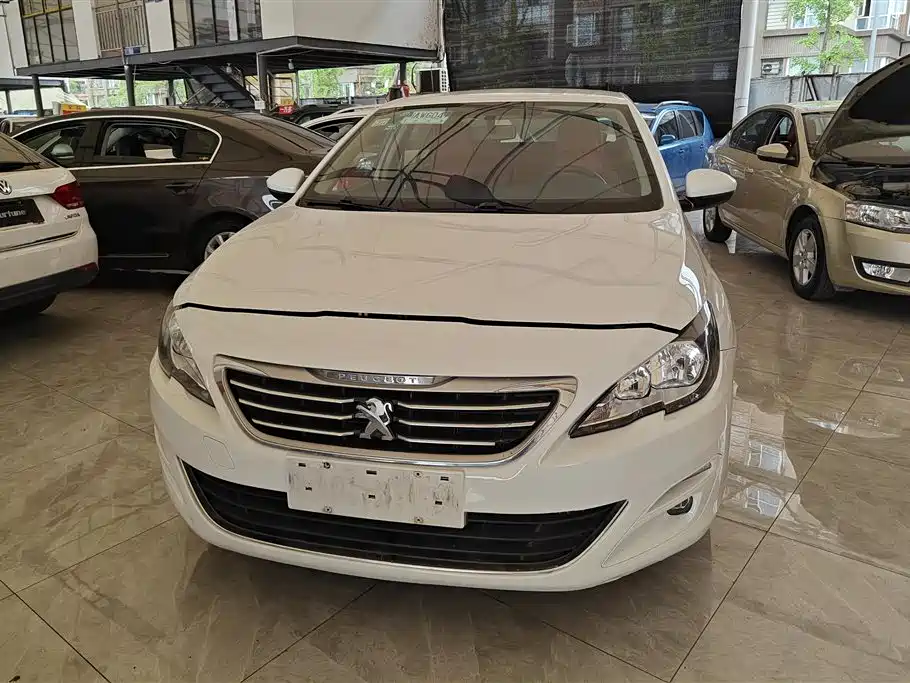 Peugeot 408 2015 — фото 2