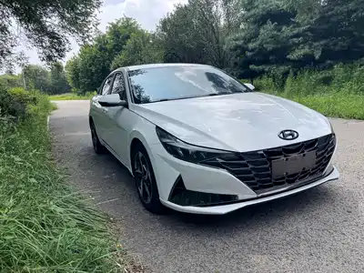 Hyundai Elantra 2023