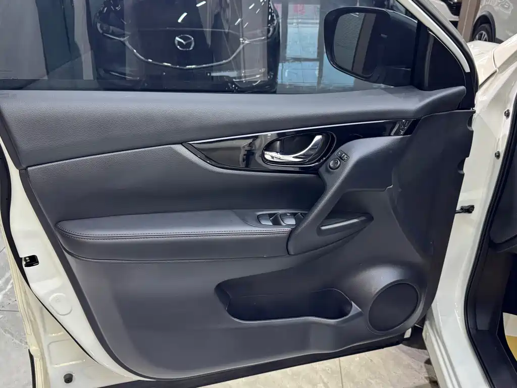 Nissan Qashqai 2023 — фото 10