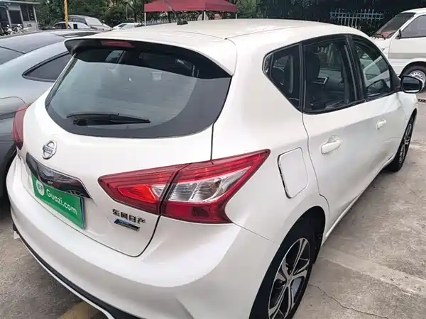 Nissan Tiida 2016