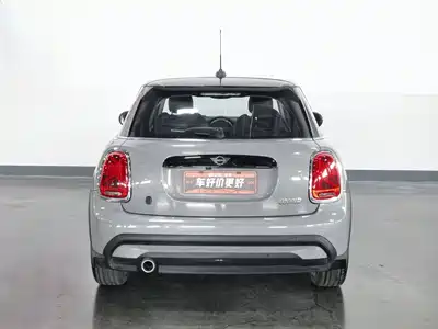 MINI MINI 2022