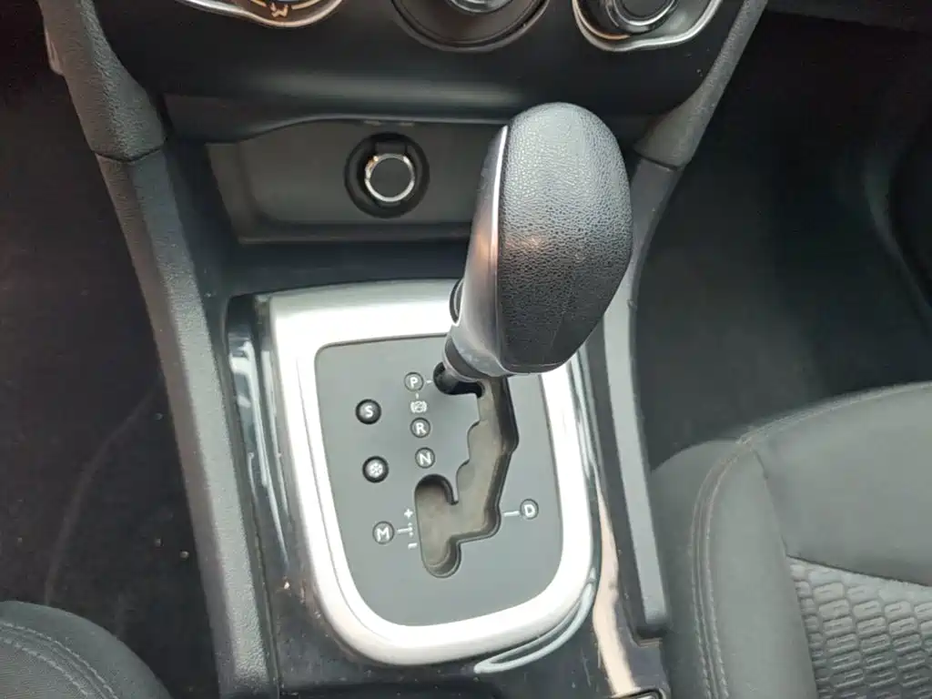 Citroën C4L 2016 — фото 14