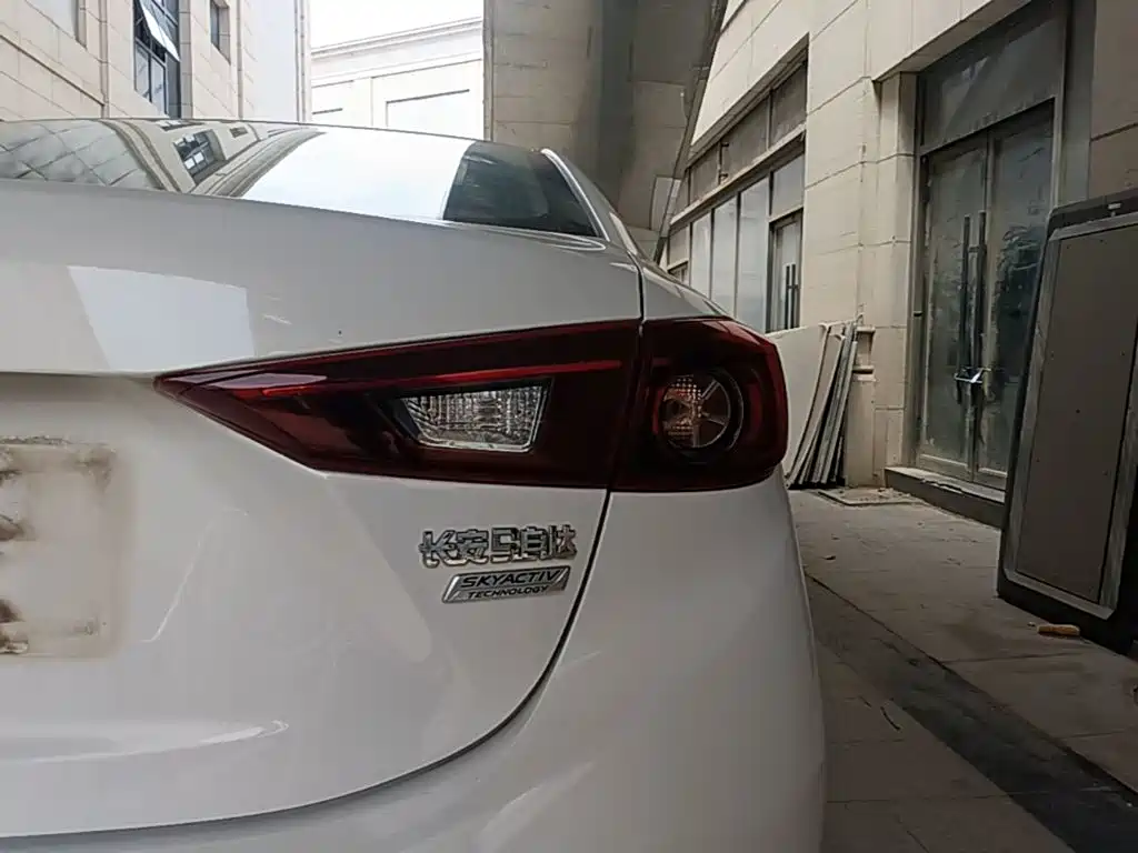 Mazda 3 Angkesela 2016 — фото 8