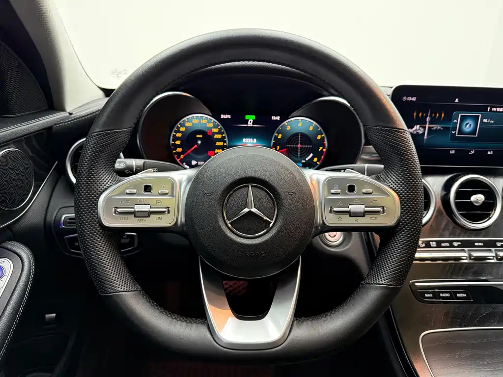 Mercedes-Benz C-Class 2021 — фото 9