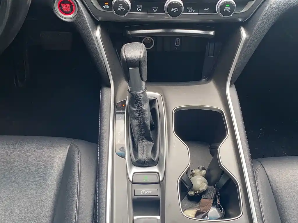 Honda Accord 2021 — фото 16