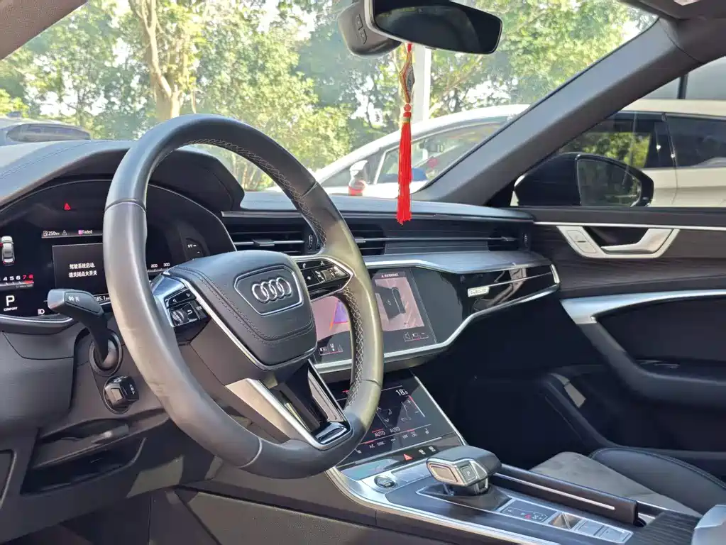 Audi A6L 2024