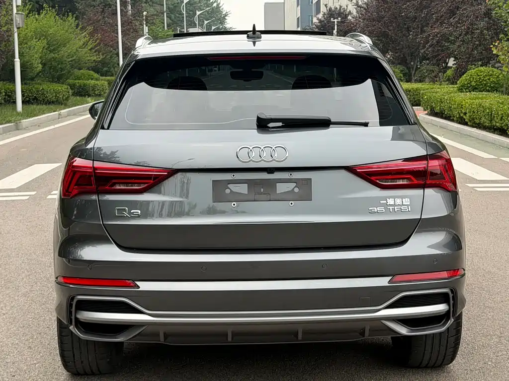 Audi Q3 2022 — фото 14