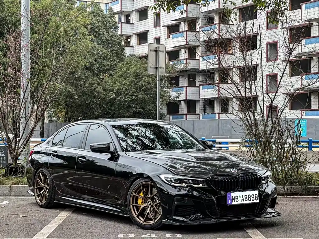 BMW 3 Series 2021