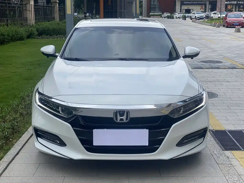 Honda Accord 2021 — фото 2