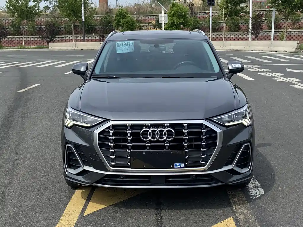Audi Q3 2021