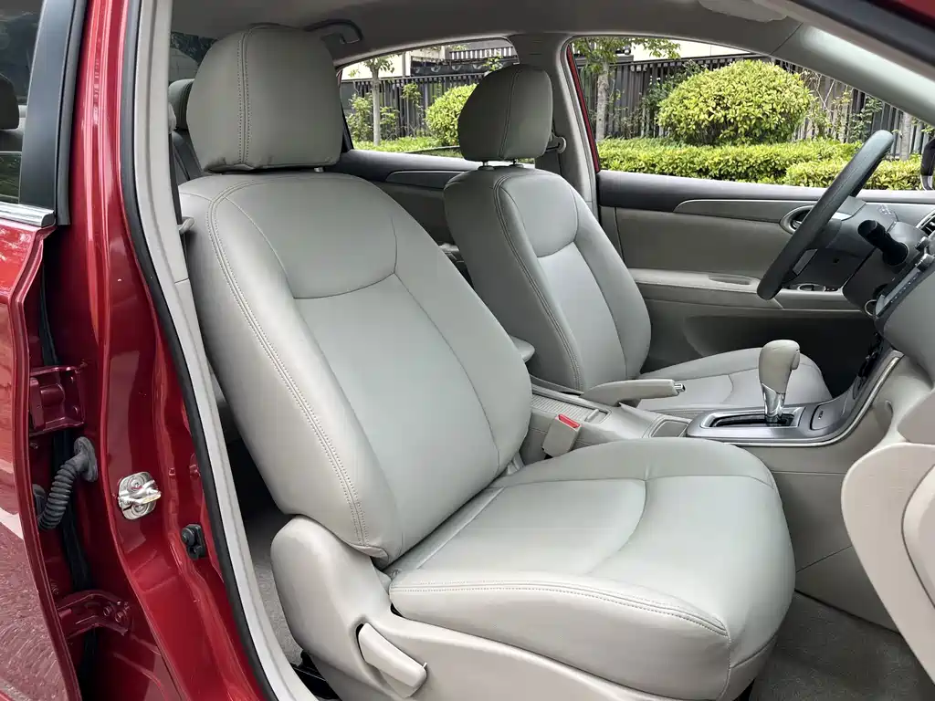 Nissan Sylphy 2012 — фото 28
