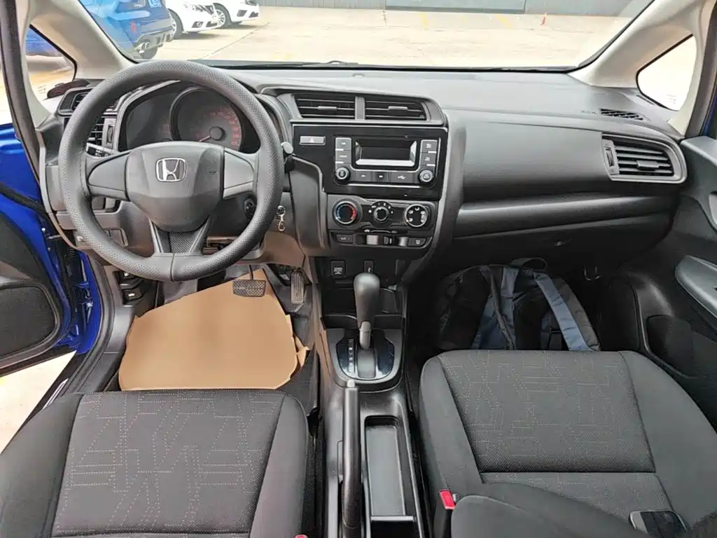 Honda Fit 2019 — фото 10