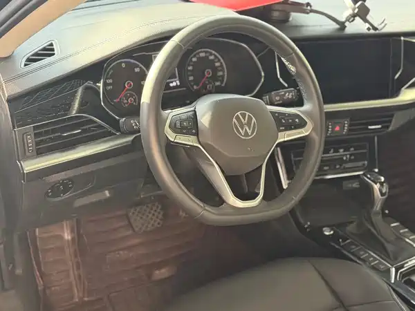 Volkswagen Passat Plug-In Hybrid 2022