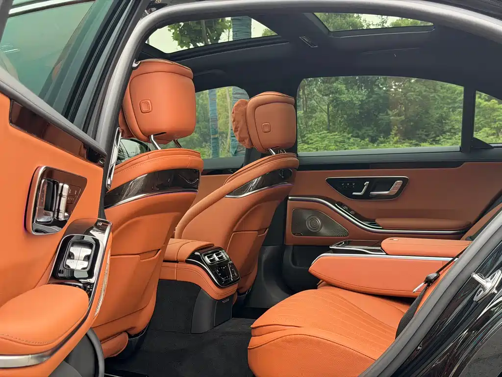 Mercedes-Benz S-Class 2023