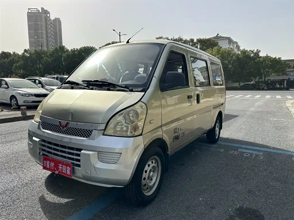 Wuling Rongguang 2014 — фото 3