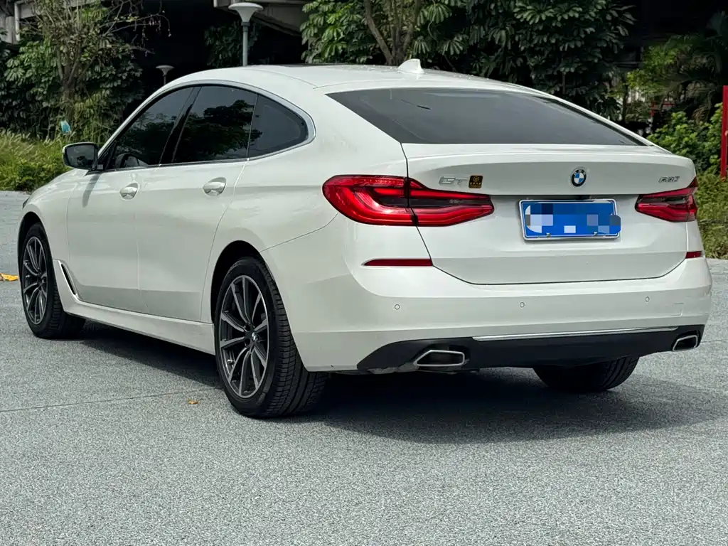 BMW 6 Series GT 2022 — фото 6