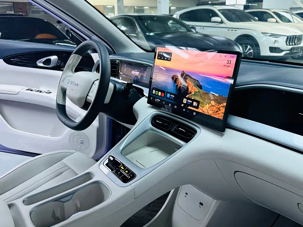 Geely Galaxy Starwish 2025