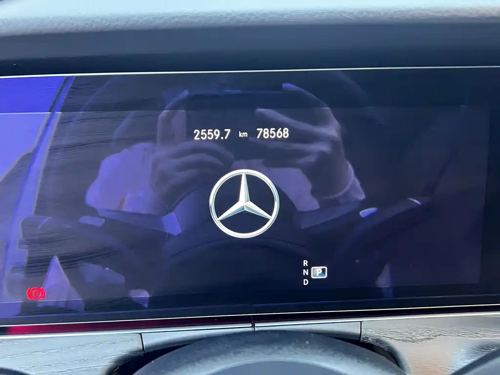 Mercedes-Benz E-Class 2021 — фото 20