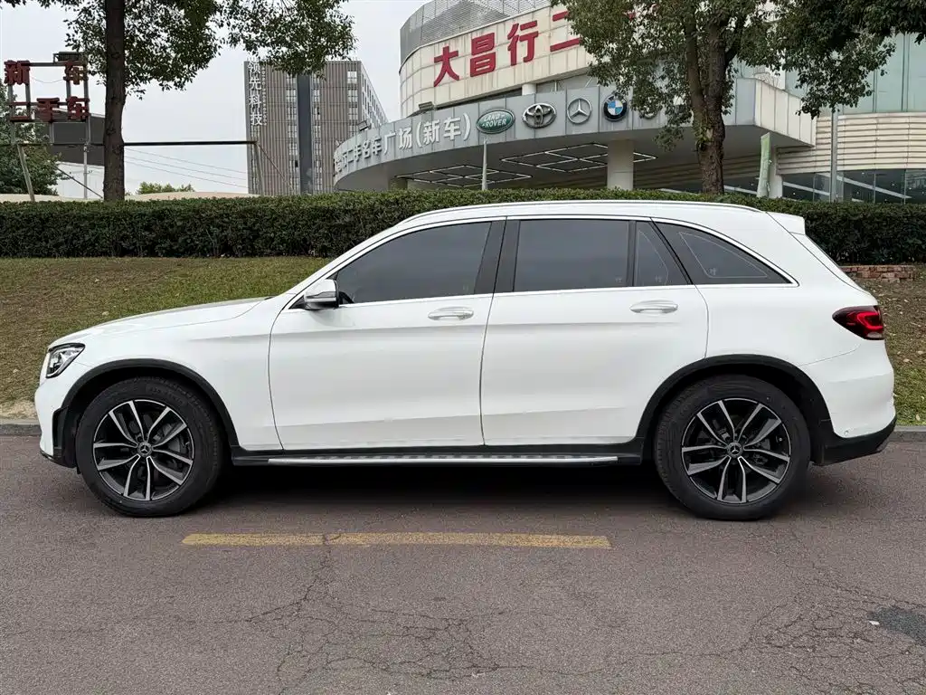 Mercedes-Benz GLC 2021 — фото 3