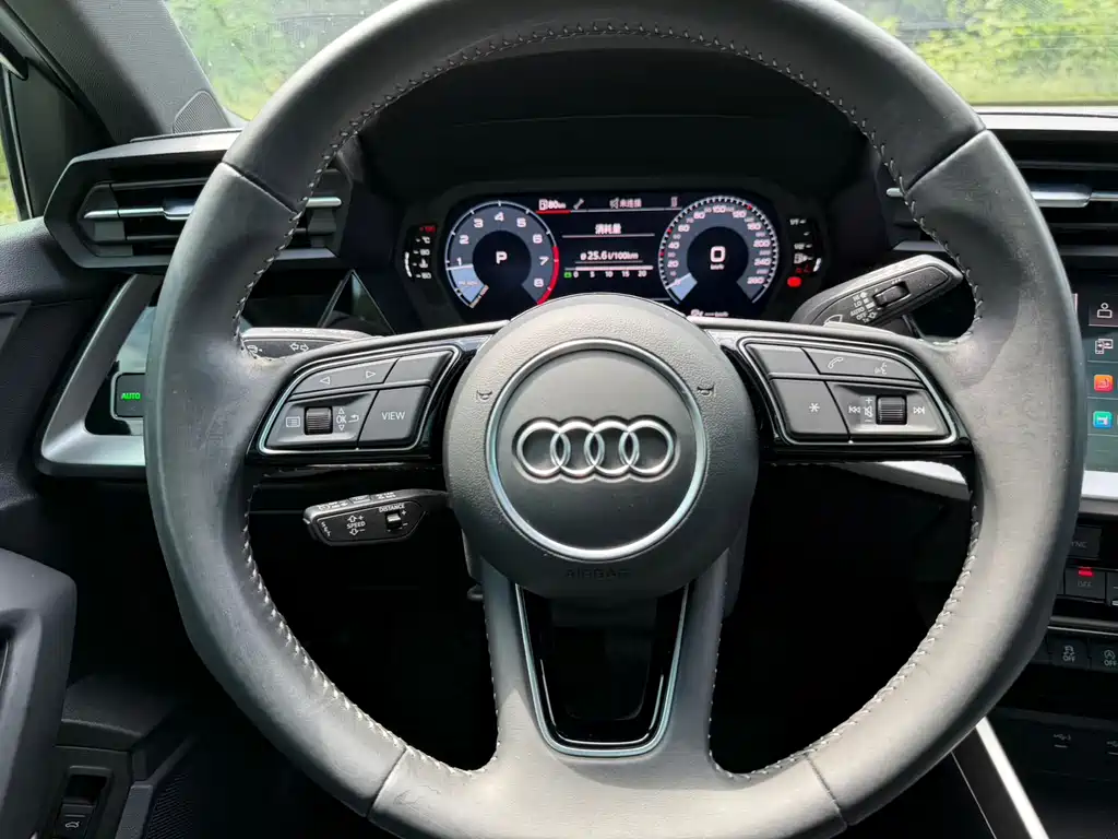 Audi A3 2022 — фото 19