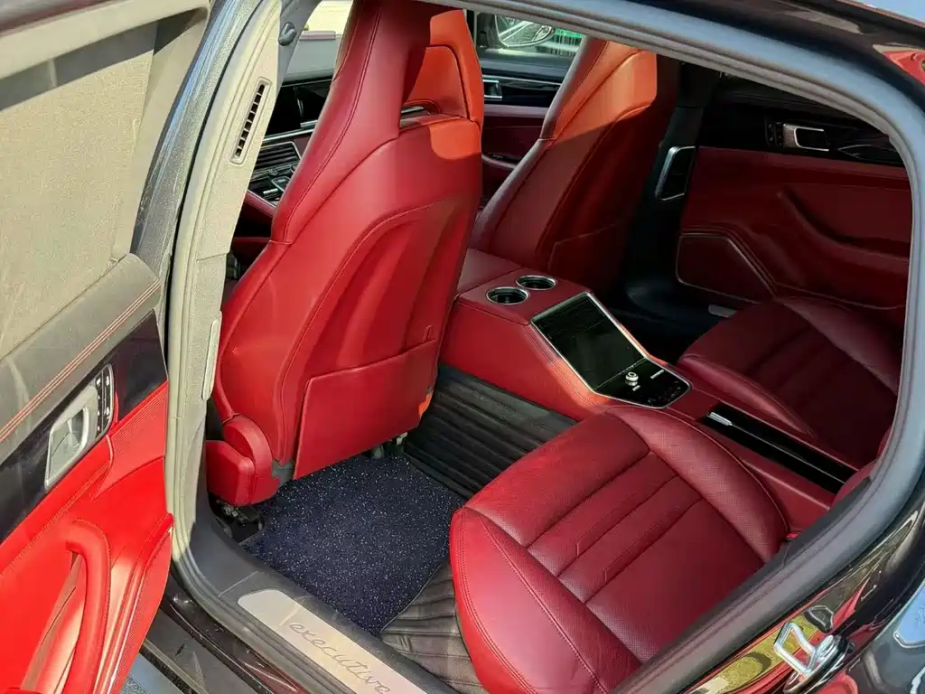 Porsche Panamera 2018 — фото 5