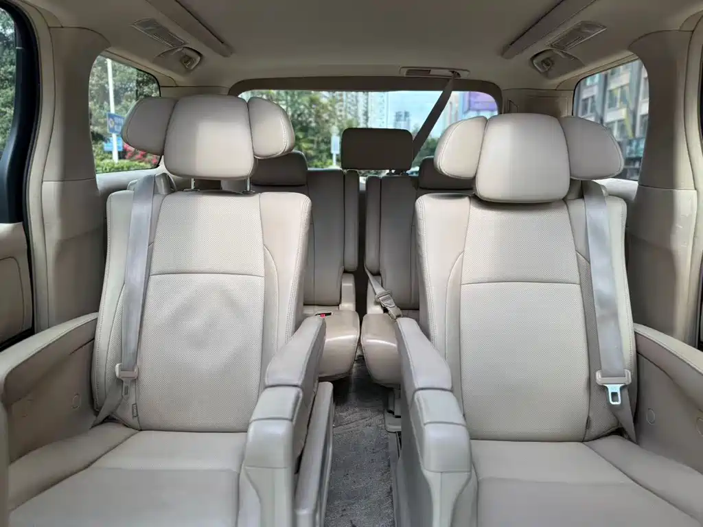 Toyota Alphard 2015 — фото 21