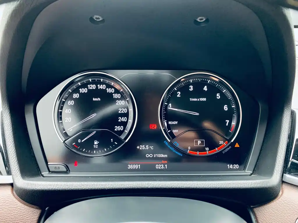 BMW X2 2023 — фото 14