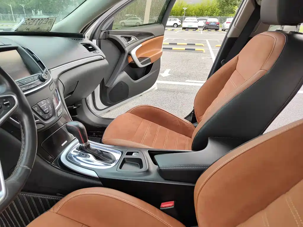 Buick Regal 2015 — фото 12