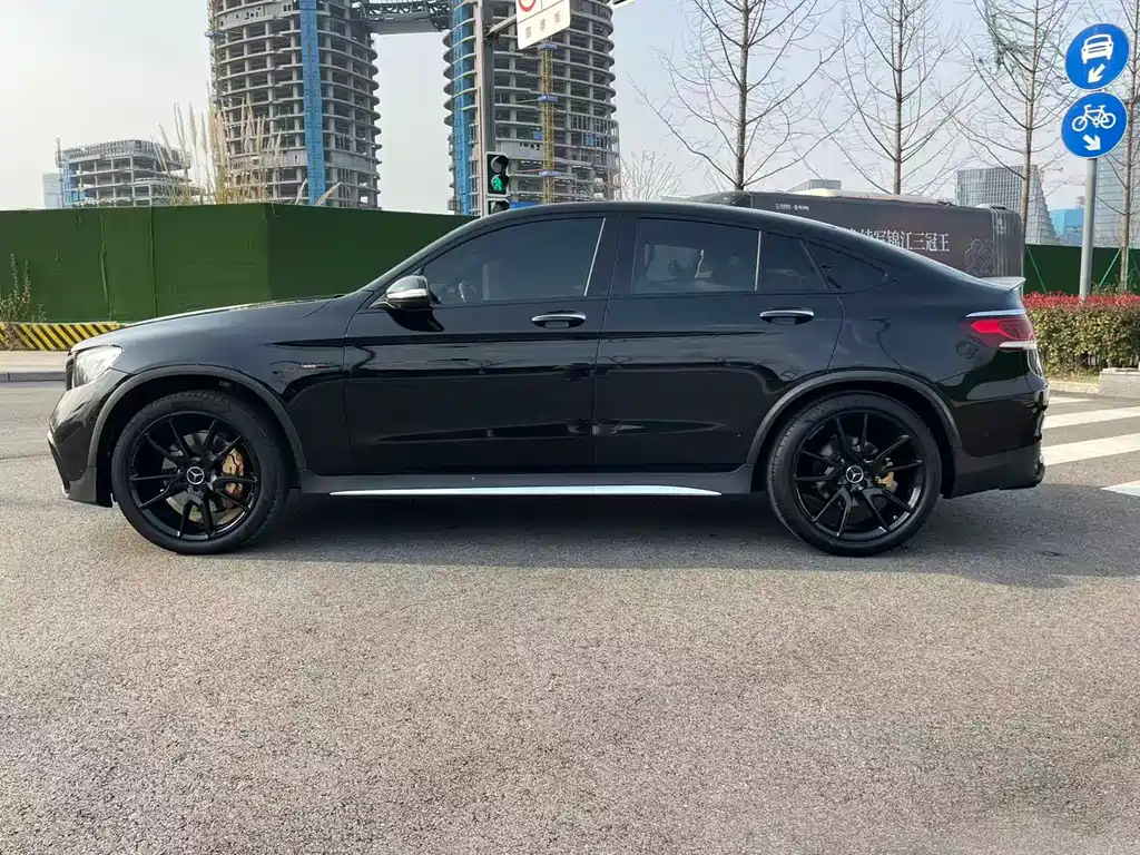 Mercedes-Benz GLC Coupe AMG 2020 — фото 4