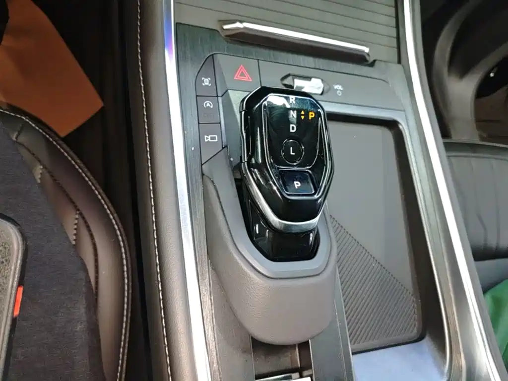 Ford Edge 2025 — фото 14