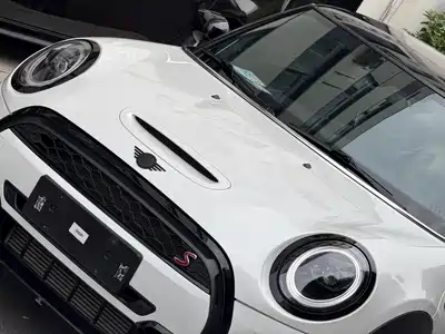 MINI MINI 2023