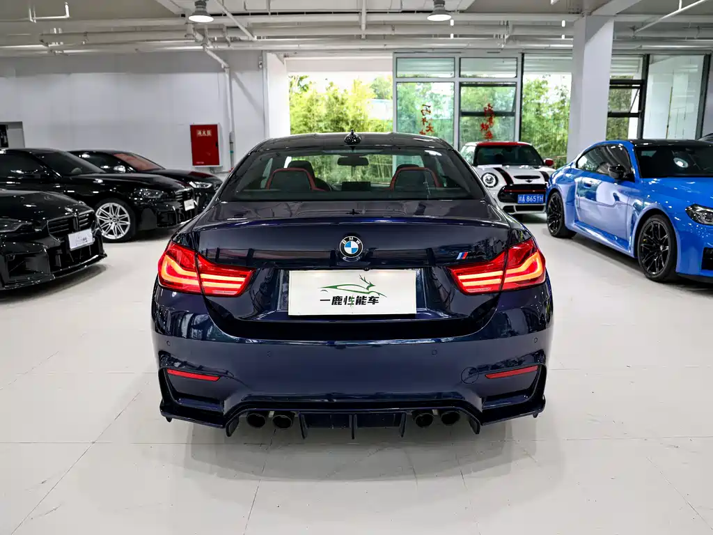 BMW M4 2017 — фото 5