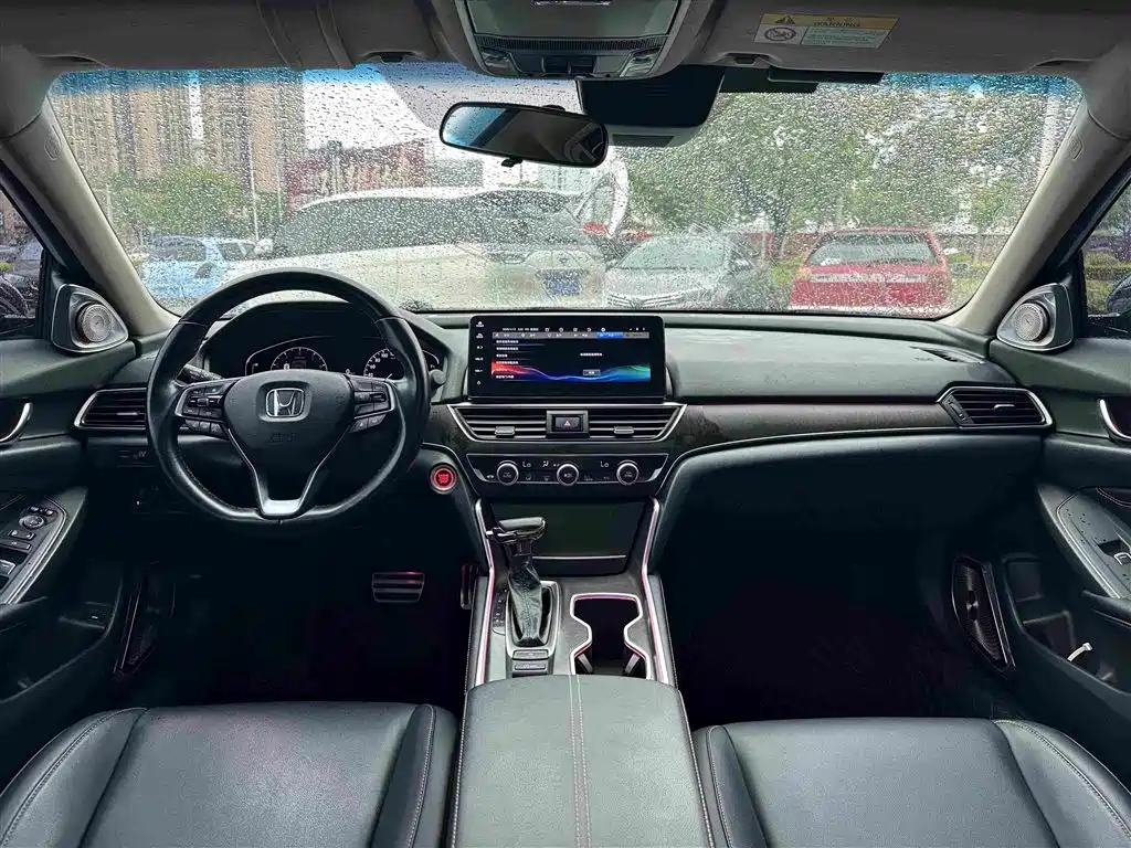 Honda Accord 2022 — фото 14